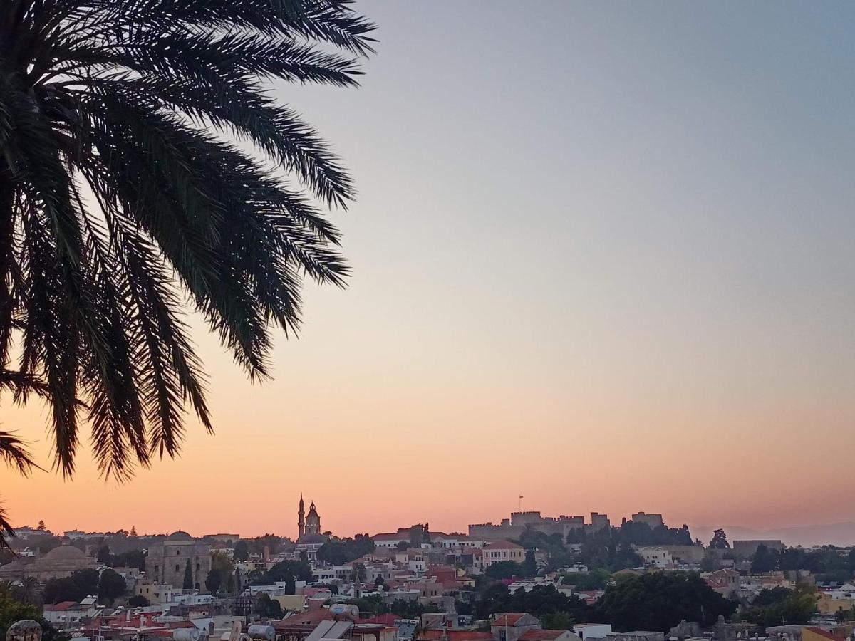 A Medieval Windmill Tower With Magnificent View Rhodes City Exterior foto